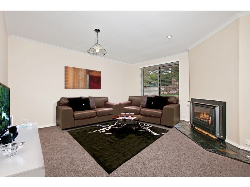75 Pine Drive, Aberfoyle Park SA 5159