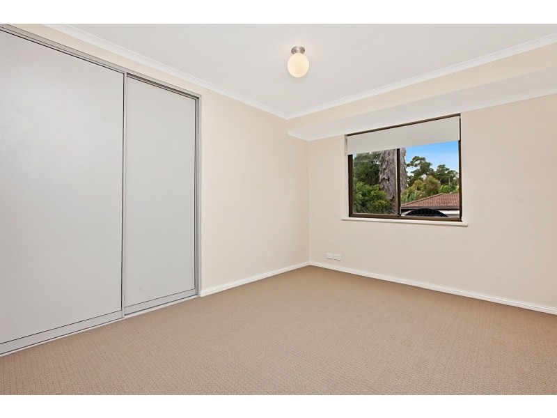 75 Pine Drive, Aberfoyle Park SA 5159