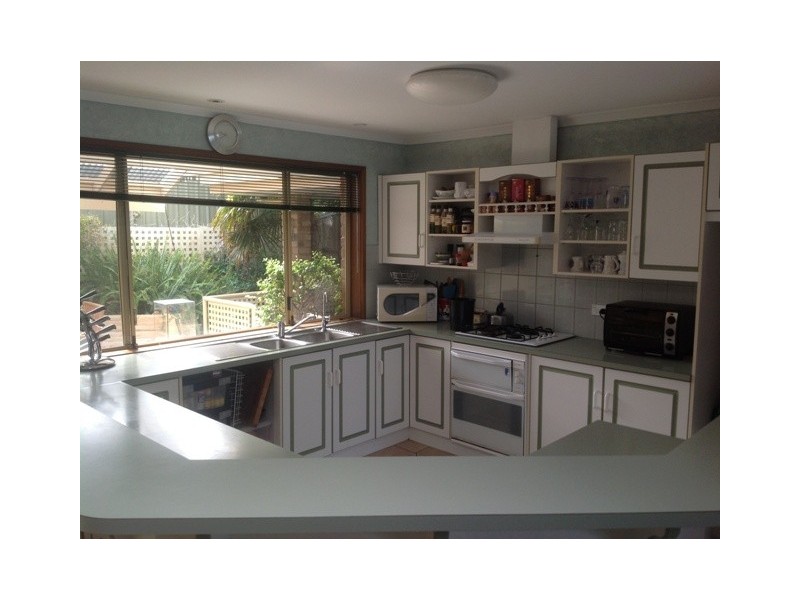 41 Alison Drive, Happy Valley SA 5159