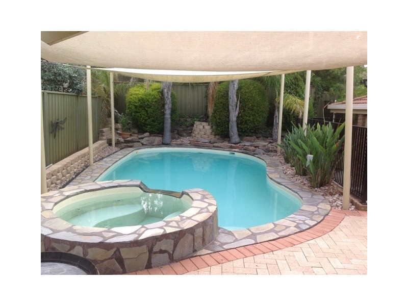 41 Alison Drive, Happy Valley SA 5159