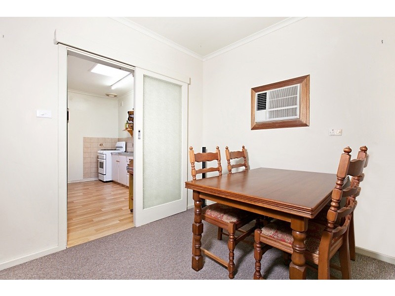 28 Elizabeth Road, Christie Downs SA 5164