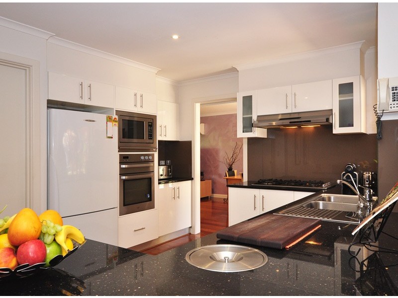 1 Malcolm Road, Flagstaff Hill SA 5159