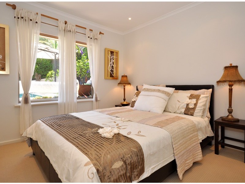 1 Malcolm Road, Flagstaff Hill SA 5159