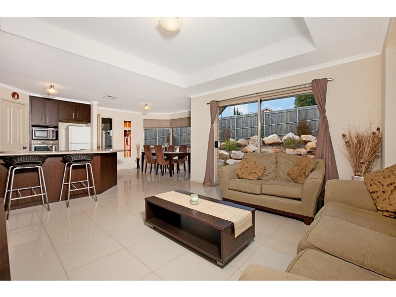 13 Edithburgh Avenue, Seaford Rise SA 5169