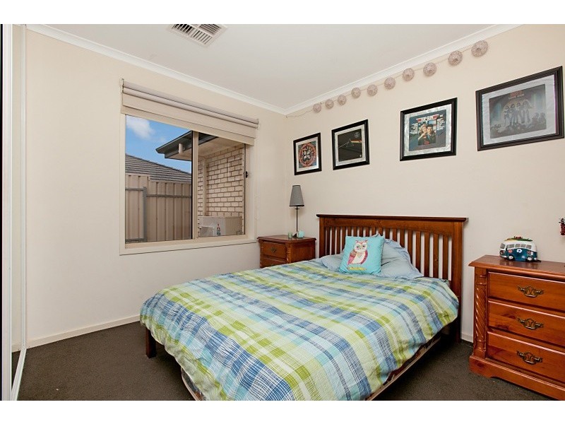 13 Edithburgh Avenue, Seaford Rise SA 5169
