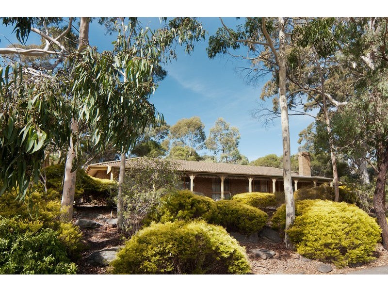2 Glendale Avenue, Flagstaff Hill SA 5159