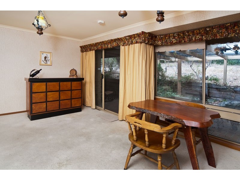 2 Glendale Avenue, Flagstaff Hill SA 5159