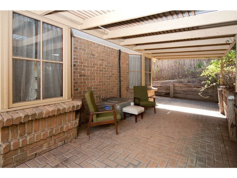 2 Glendale Avenue, Flagstaff Hill SA 5159