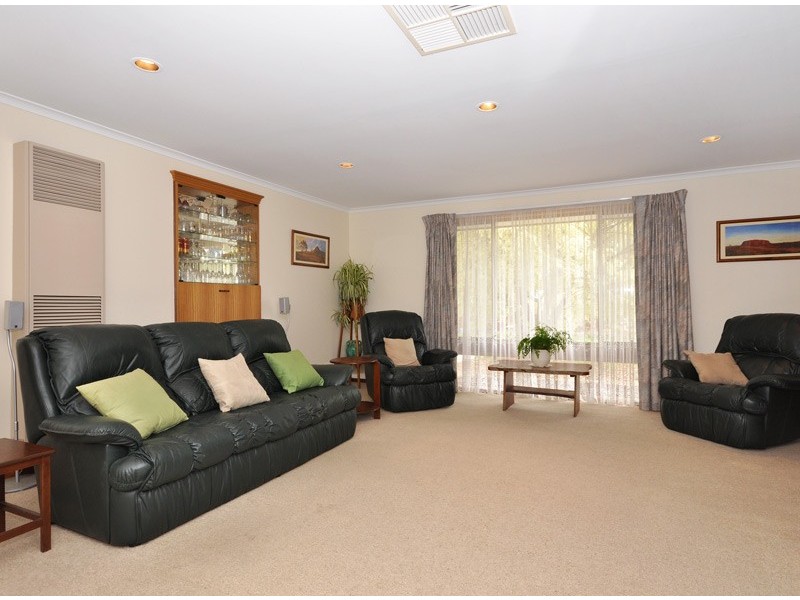 3 Bruce Street, Aberfoyle Park SA 5159