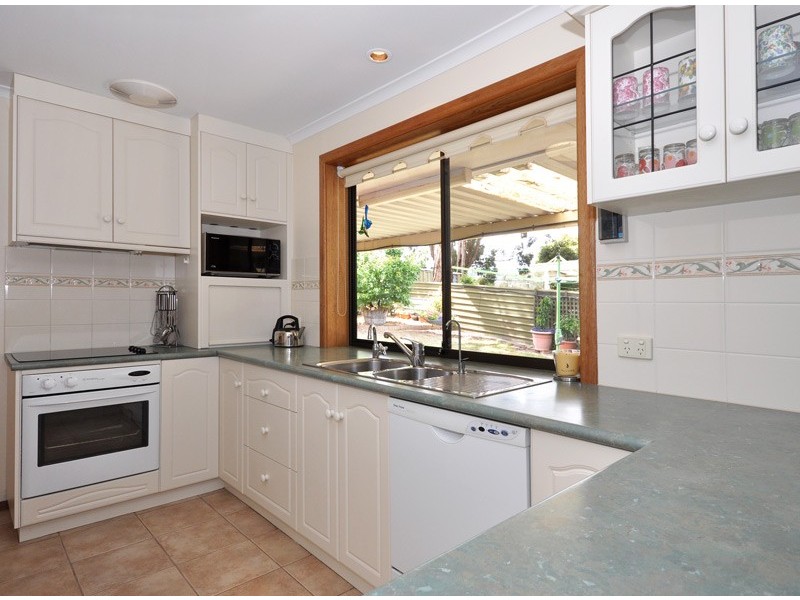 3 Bruce Street, Aberfoyle Park SA 5159