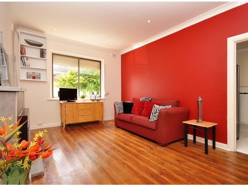 17 Wingfield Street, Clovelly Park SA 5042