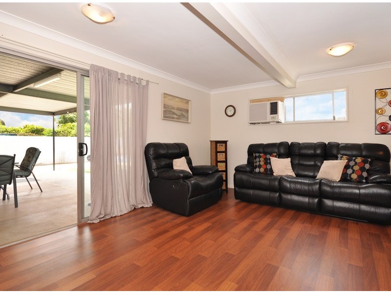 17 Wingfield Street, Clovelly Park SA 5042