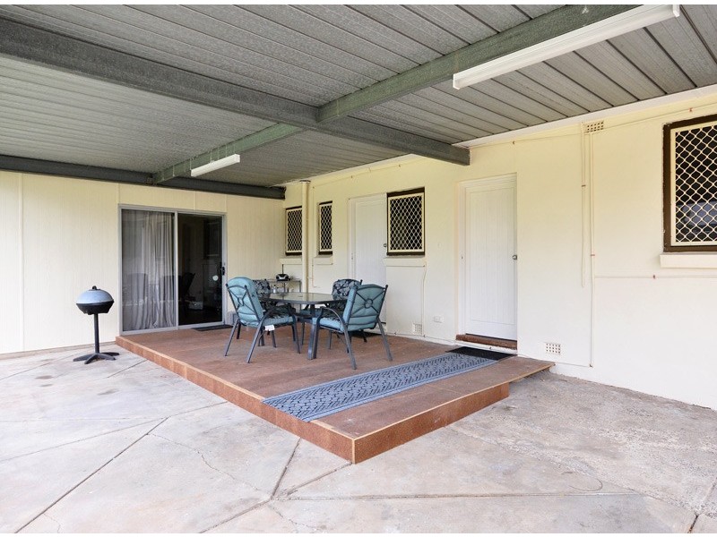 17 Wingfield Street, Clovelly Park SA 5042