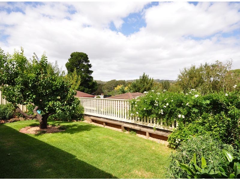 1A SIMON COURT, Aberfoyle Park SA 5159
