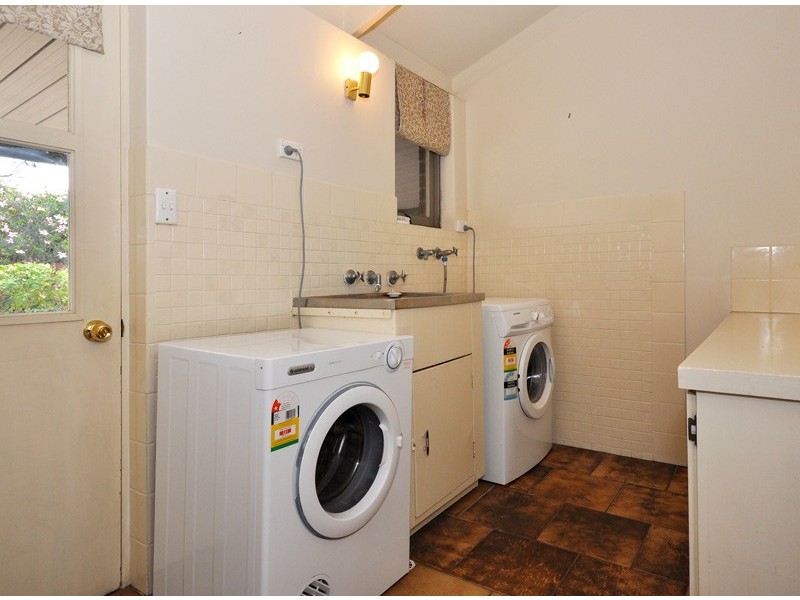 48 Black Road, Flagstaff Hill SA 5159