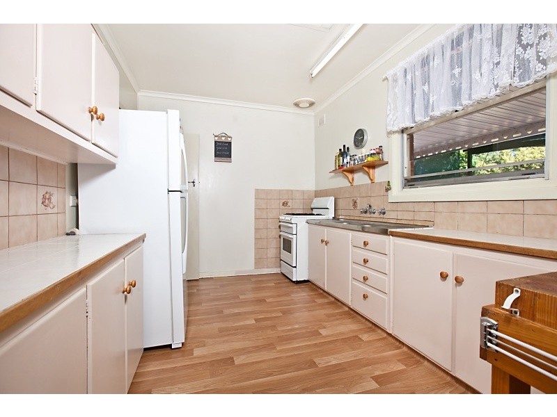 28 Elizabeth Road, Christie Downs SA 5164