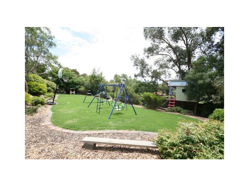 7 Monaco Circuit, Aberfoyle Park SA 5159