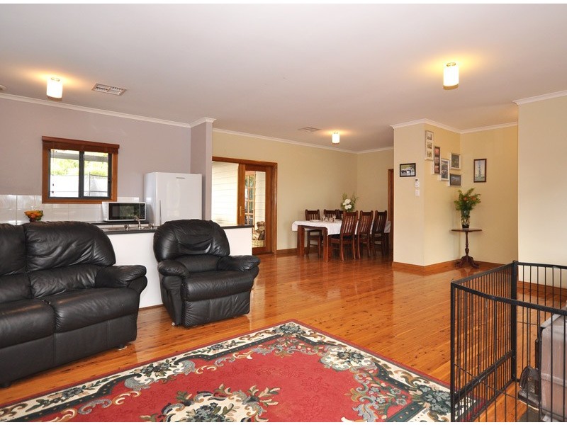 8 Grandview Court, Aberfoyle Park SA 5159