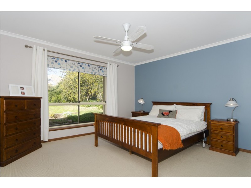 13 Goodrington Way, Moana SA 5169