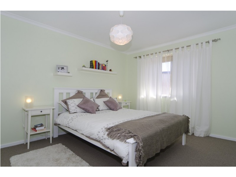 13 Goodrington Way, Moana SA 5169