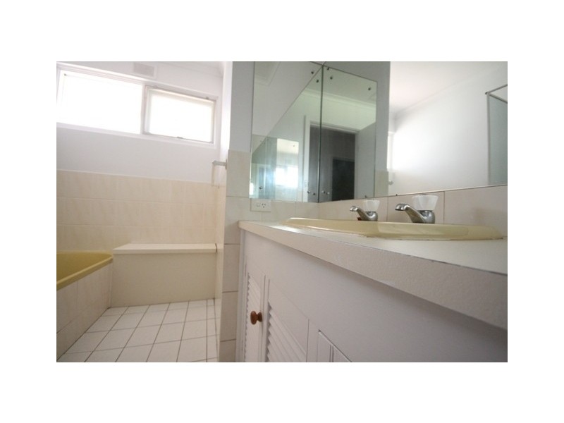 85 Black Road, Flagstaff Hill SA 5159