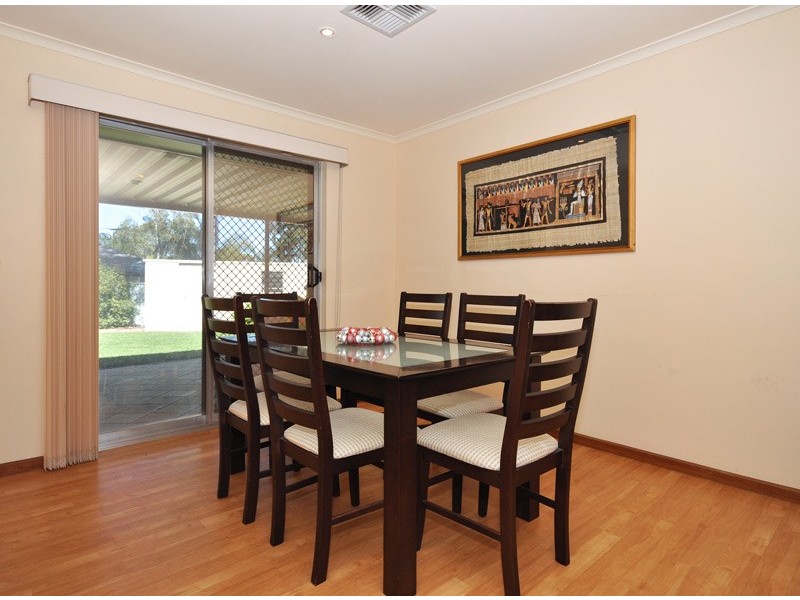 17 Emerald Street, Flagstaff Hill SA 5159