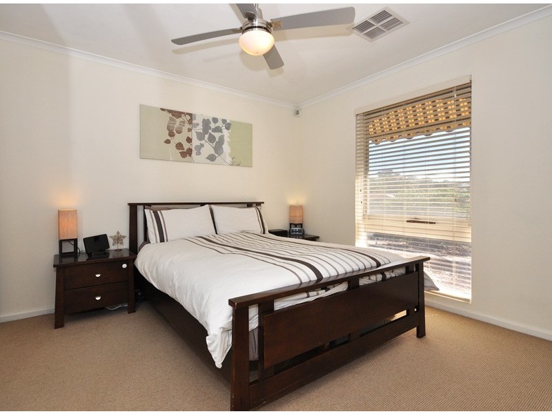 17 Emerald Street, Flagstaff Hill SA 5159