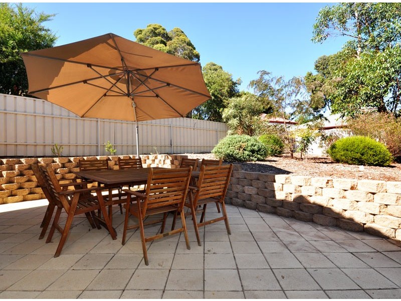 17 Emerald Street, Flagstaff Hill SA 5159