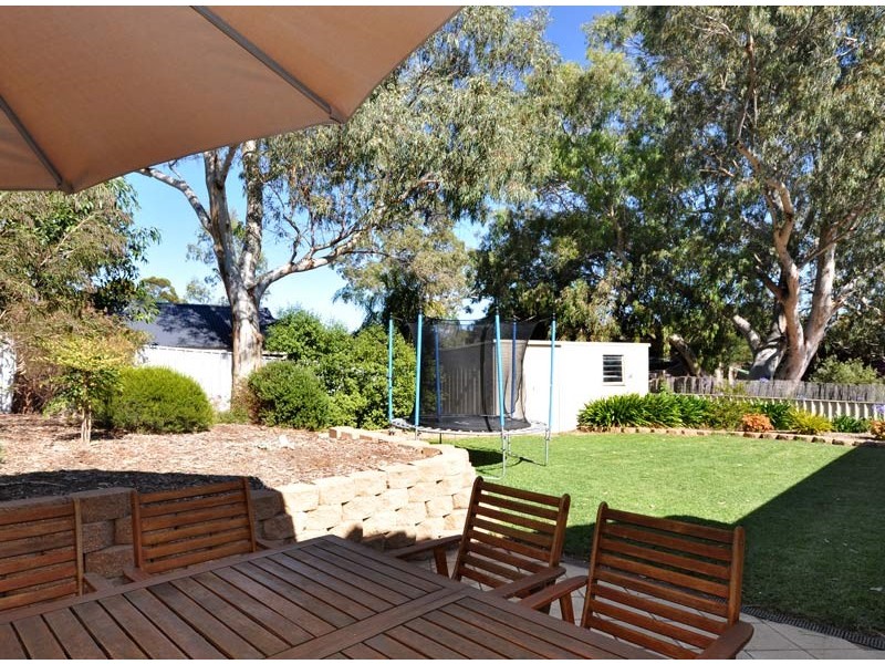 17 Emerald Street, Flagstaff Hill SA 5159