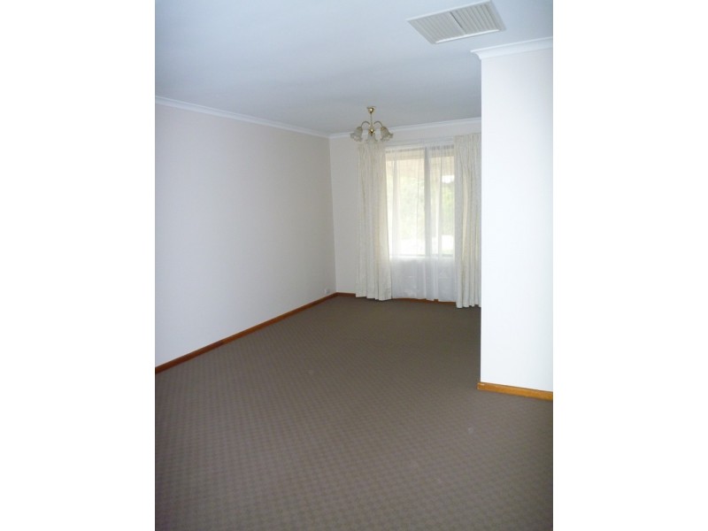 11 Mellors Avenue, O’halloran Hill SA 5158