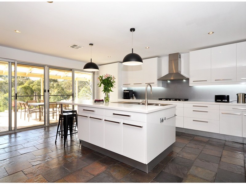 3 Minerva Grove, Happy Valley SA 5159