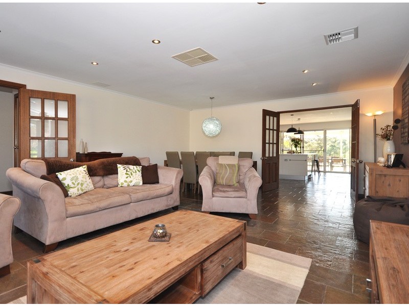 3 Minerva Grove, Happy Valley SA 5159