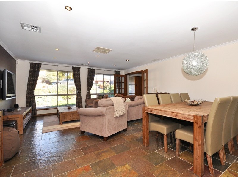 3 Minerva Grove, Happy Valley SA 5159