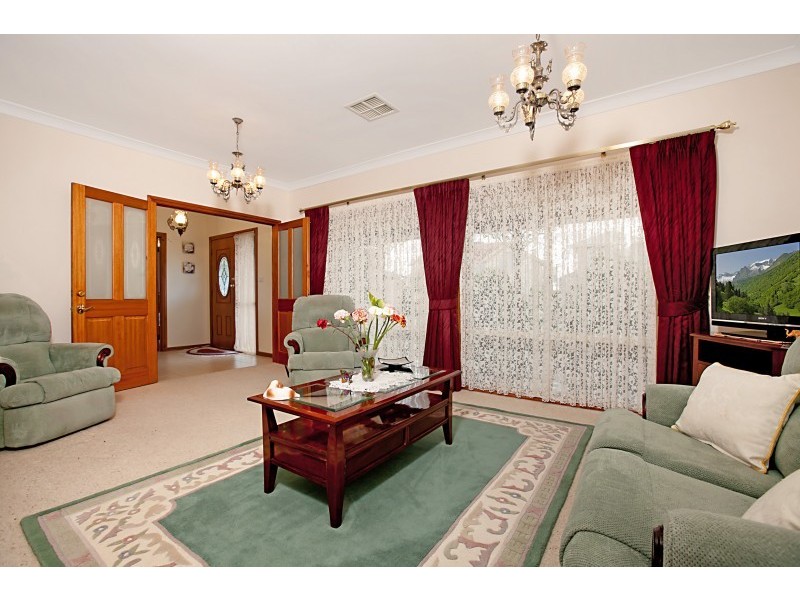 35 Maidencombe Drive, Moana SA 5169