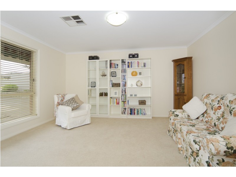 18 Passmore Avenue, Port Noarlunga SA 5167