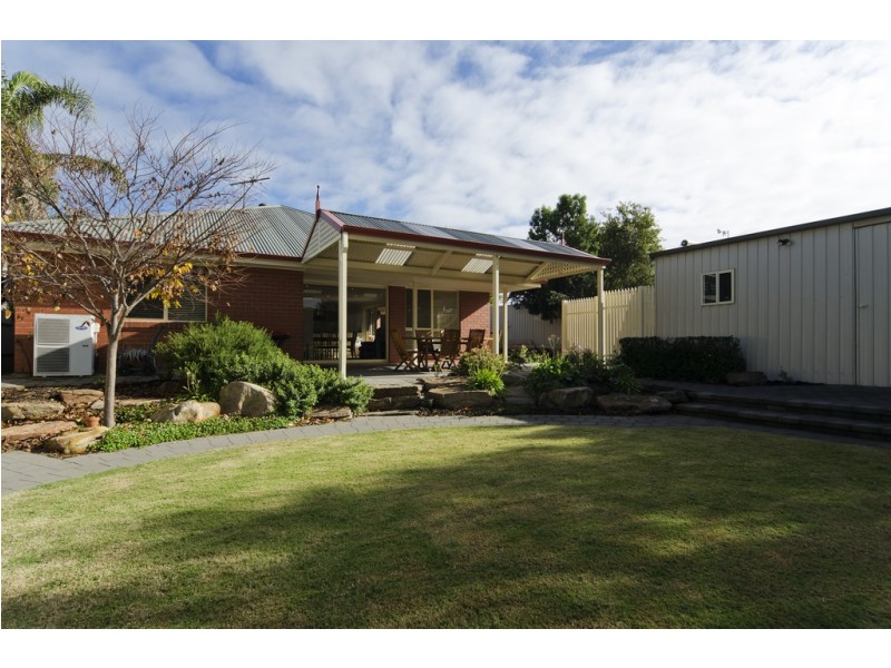 18 Passmore Avenue, Port Noarlunga SA 5167
