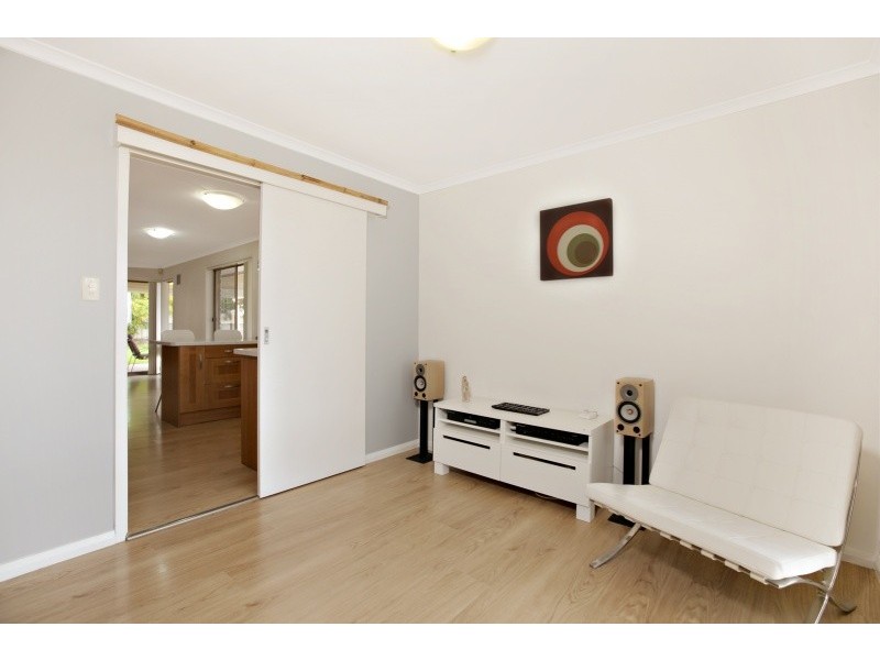 48 French Crescent, Trott Park SA 5158