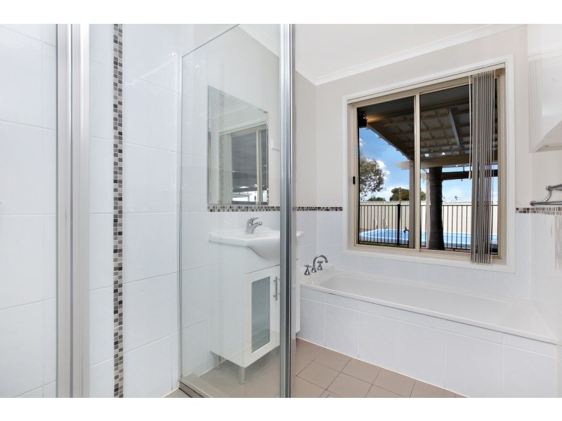 48 French Crescent, Trott Park SA 5158