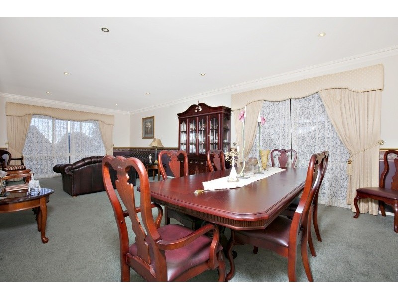 5 Osprey Court, Flagstaff Hill SA 5159