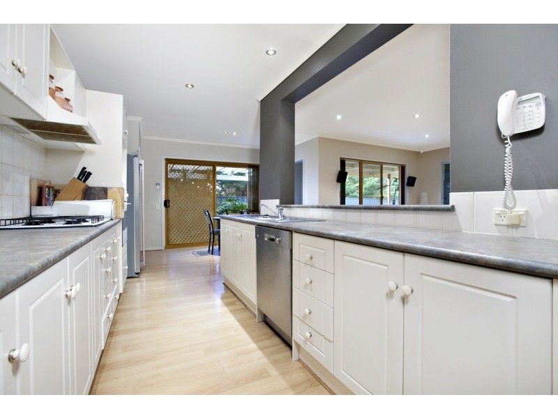 5 Osprey Court, Flagstaff Hill SA 5159