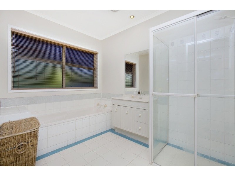 5 Osprey Court, Flagstaff Hill SA 5159