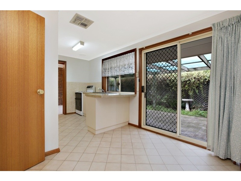 25 Malwa Street, Glandore SA 5037