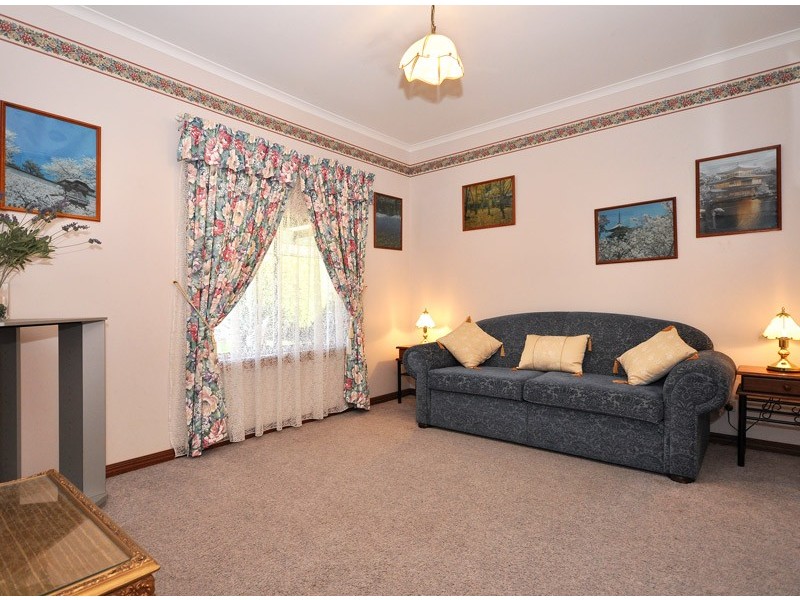 63 Glendale Avenue, Flagstaff Hill SA 5159