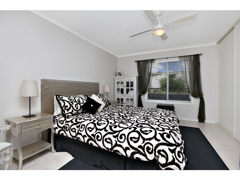 10B Phillip Street, Moana SA 5169