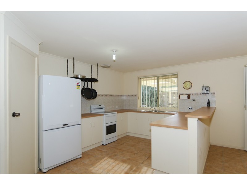 8 Humphrys Road, Aldinga Beach SA 5173