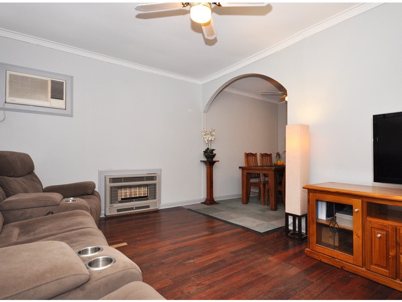 17 Vine Street, Morphett Vale SA 5162