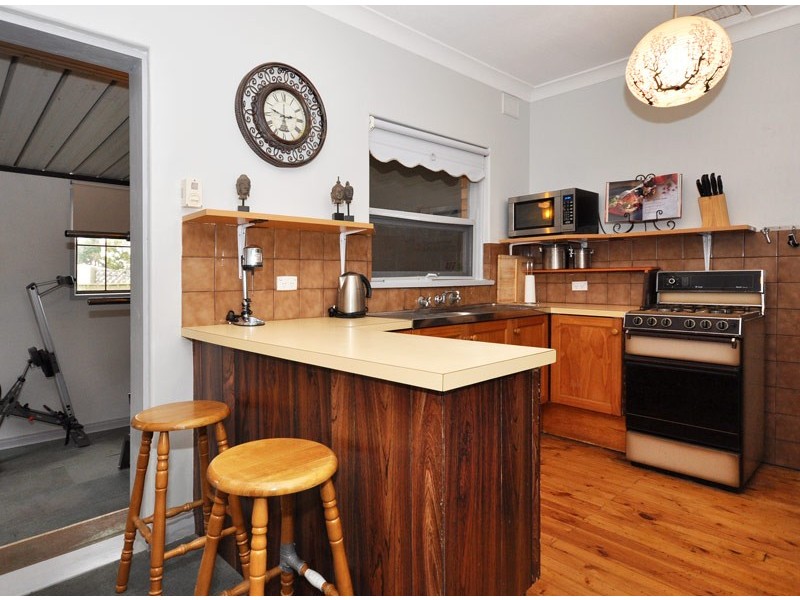 17 Vine Street, Morphett Vale SA 5162