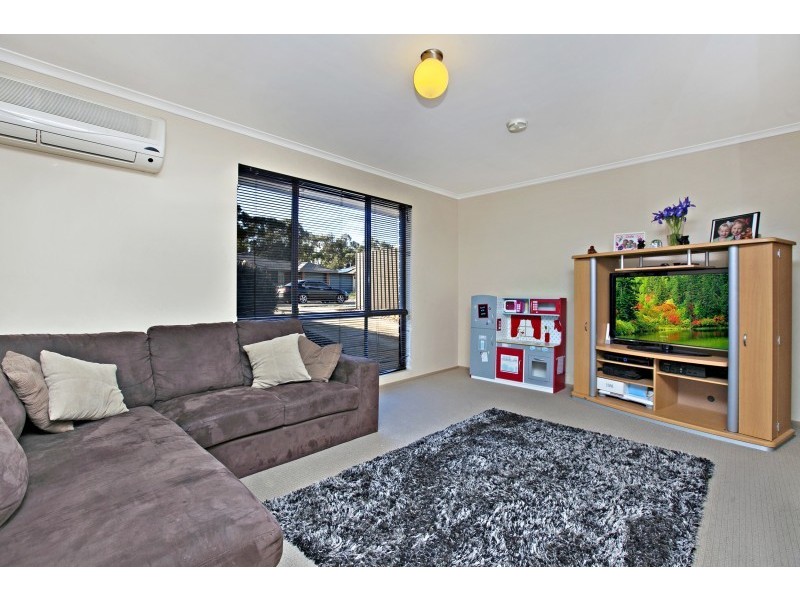 8 Claridge Court, Huntfield Heights SA 5163