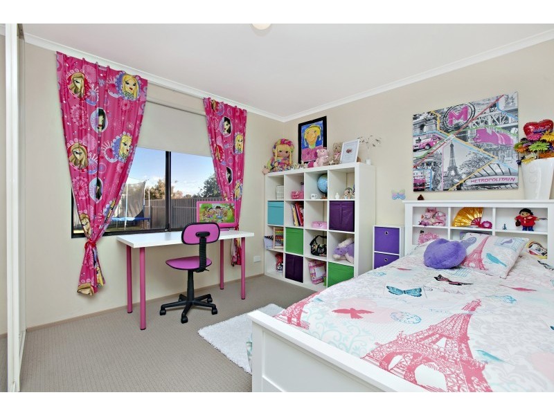 8 Claridge Court, Huntfield Heights SA 5163