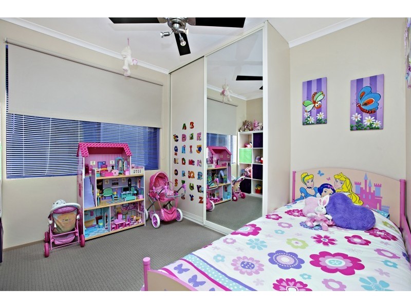 8 Claridge Court, Huntfield Heights SA 5163